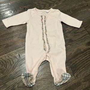 Burberry Baby Girls' Pink Ruffle-Trim Footed Pajamas Size 0-3 months